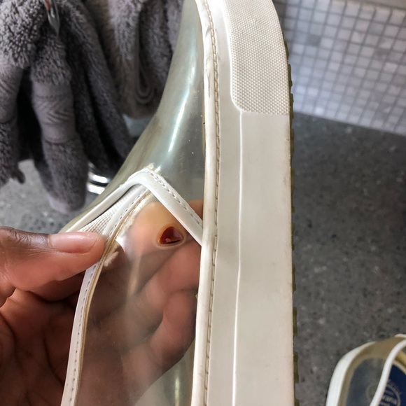 **JEFFREY CAMPBELL CLEAR SLIP-ONS** - Picture 5 of 7